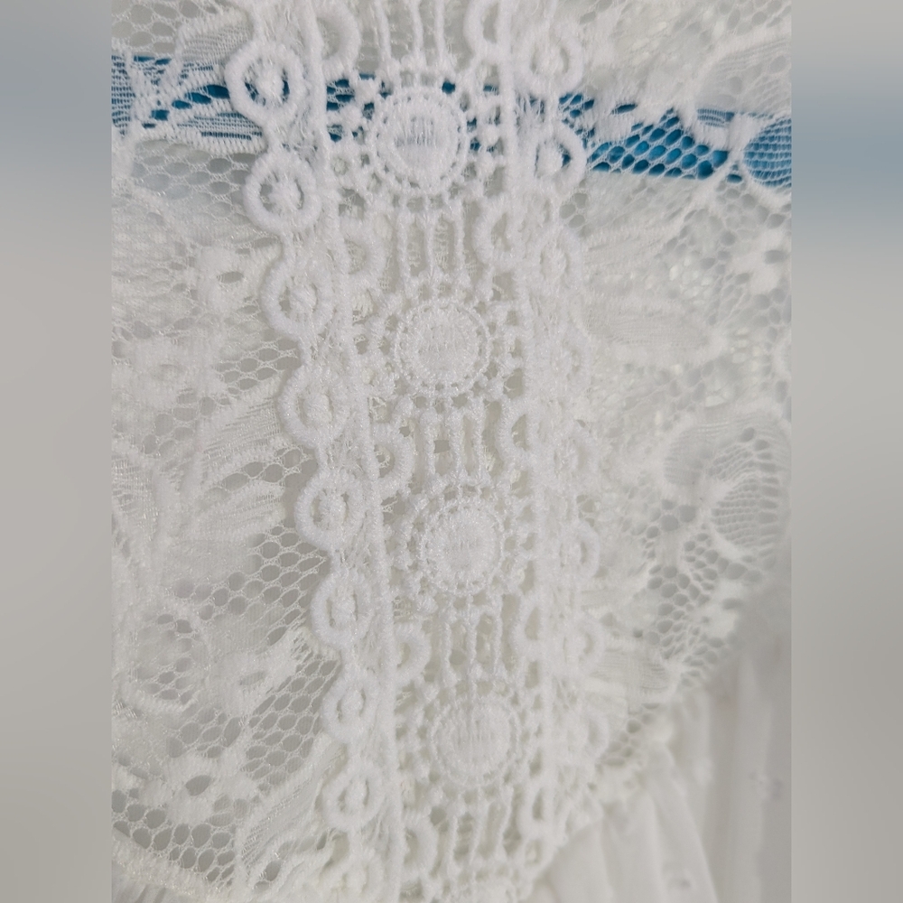 White Lace lined top - Picture 5 of 6